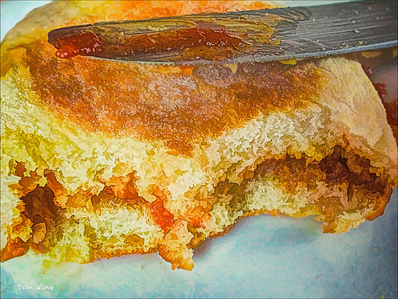 Two Bites from an English Muffin_140512_1219_49__29-HXSYA