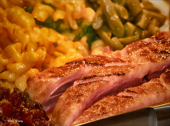 Duck Breast - Sous vide with Chutney- Mac & cheese- Green beans_160206_181412_80-HXSEA