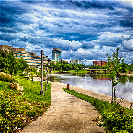 Riverwalk_100516__018__5-HXSYQ