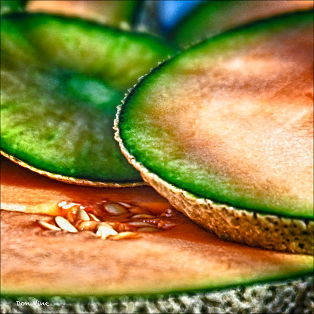 Cantaloupe Slices_111001_043__2-HXSQ