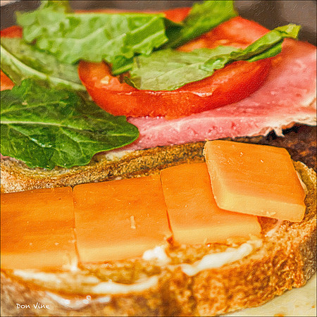 Ham and Cheese Sandwich_131222_18_136-HXSYQ