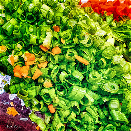 Sliced Green Onions and Other Stuff  _140731_0736_77-HXSYQ
