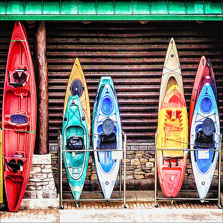 Kayak Sale_130812_15_095__6-HXSYQ